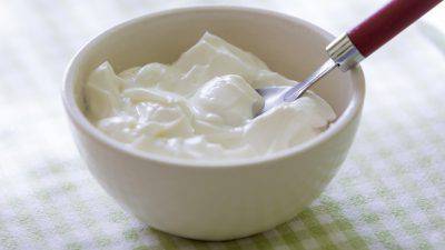 yogur griego;  Shutterstock ID 150228722;  PO: today.com