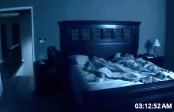 noche casa pesadilla webcam