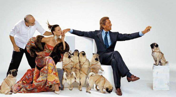 Valentino Garavani y sus perros