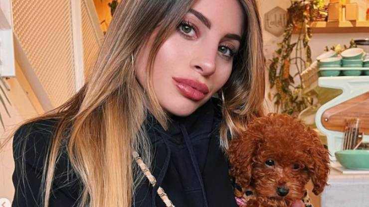 ¿Quién es el perro de Chiara Nasti? Chiara Nasti y su perro